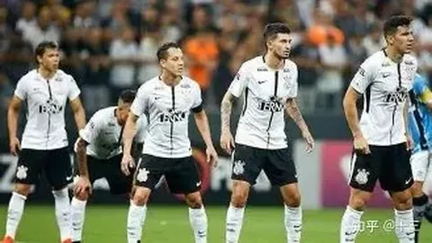 韩素希风波后公开亮相，无名指婚戒引关注