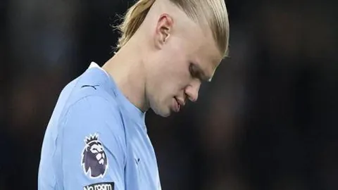 “利拉德确诊静脉血栓：医术精湛亦面临职业挑战与健康挑战”