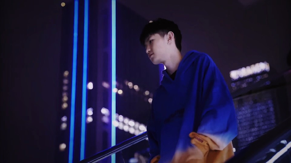 年中并未明